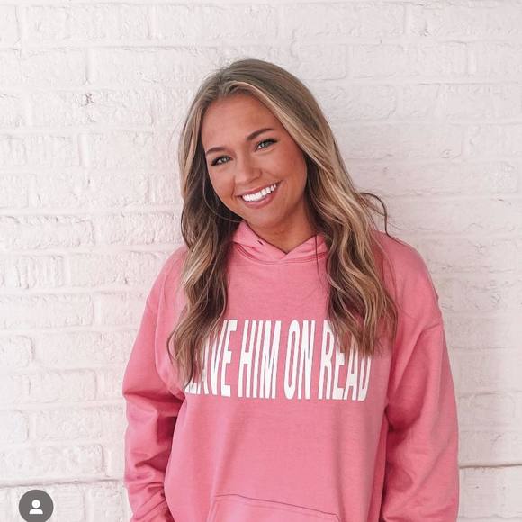 Meet your Posher, Tabitha - Picture 1 of 1